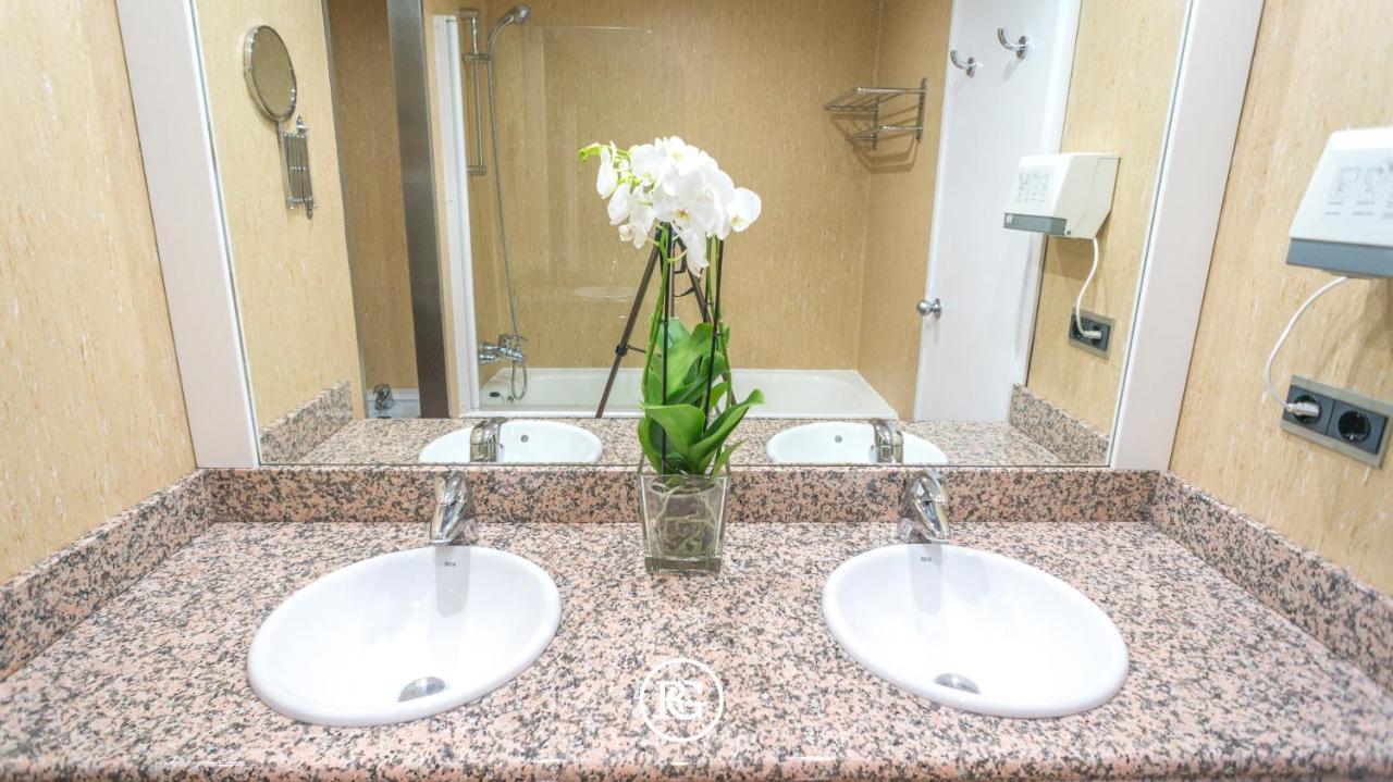 Bernabeu - Cuzco - Eurobuilding 2 Luxury Apartment Madrid Kültér fotó